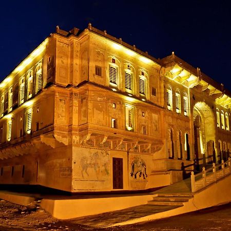 Vivaana Culture Hotel Mandāwa Exterior foto
