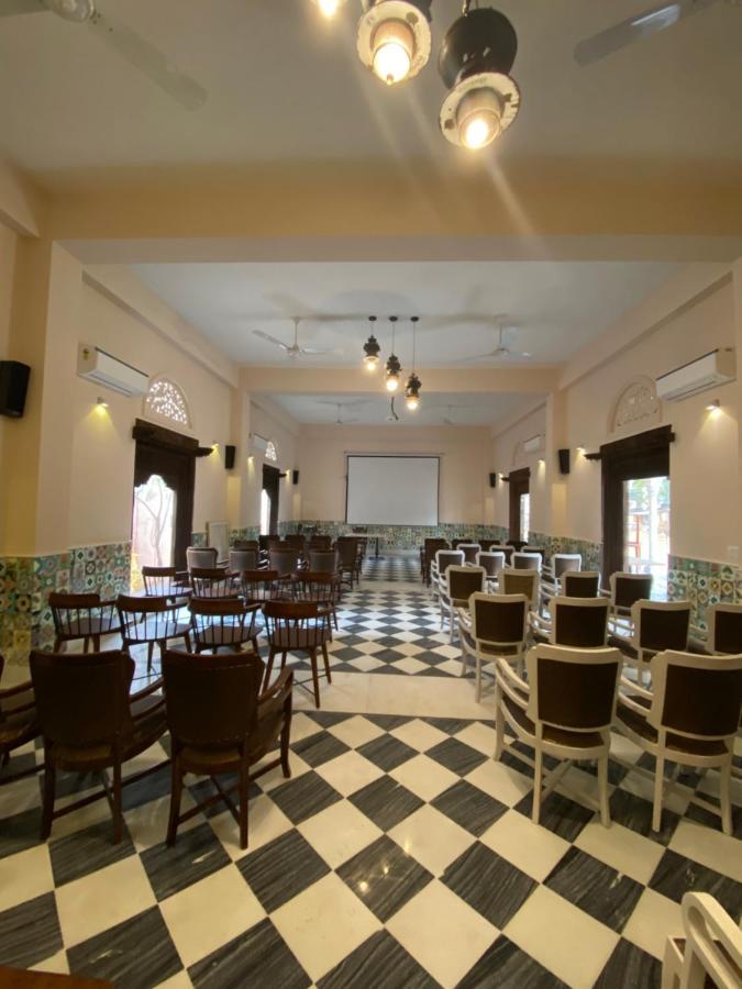 Vivaana Culture Hotel Mandāwa Exterior foto