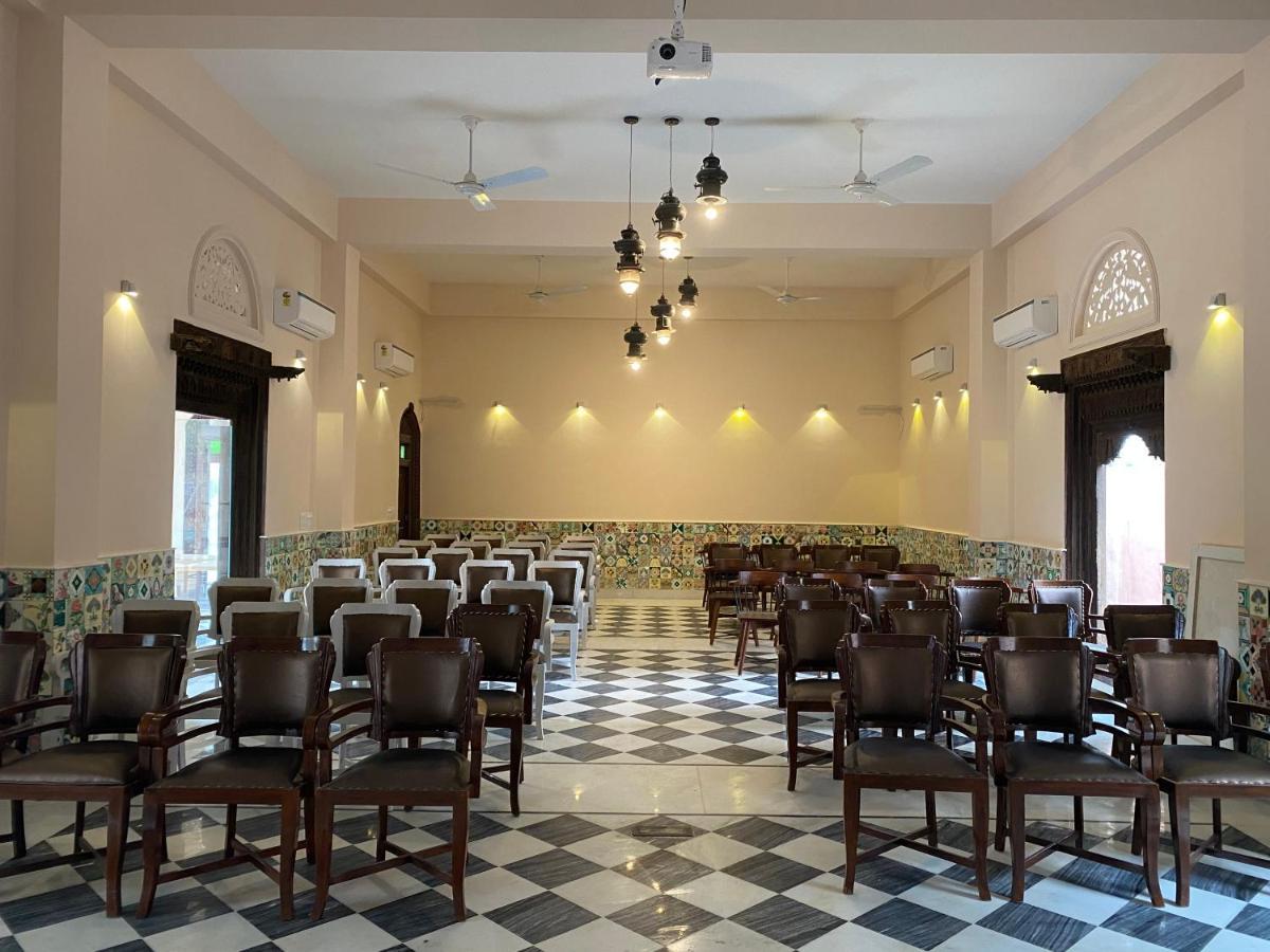 Vivaana Culture Hotel Mandāwa Exterior foto